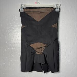 Honeylove Super Power Girl Short, Runway, Medium